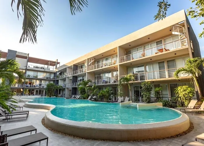 Bamoa Luxury Playacar Apartment *